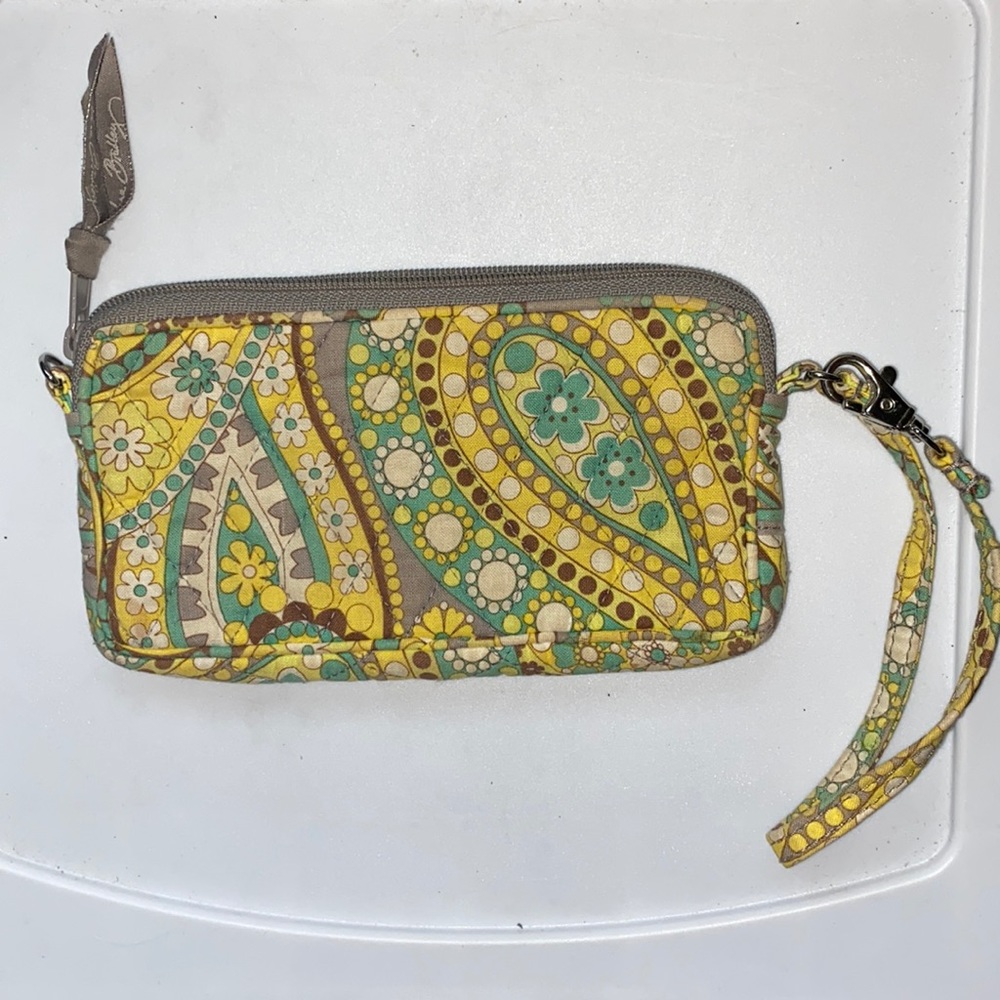Vera Bradley “Lemon Parfait” Wristlet